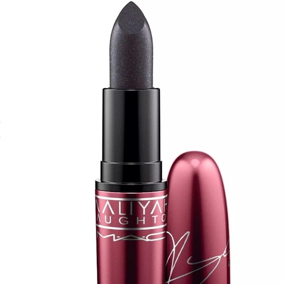 2Mac AALIYAH Amplified Creme lipstick.STREET thing - Picture 3 of 8